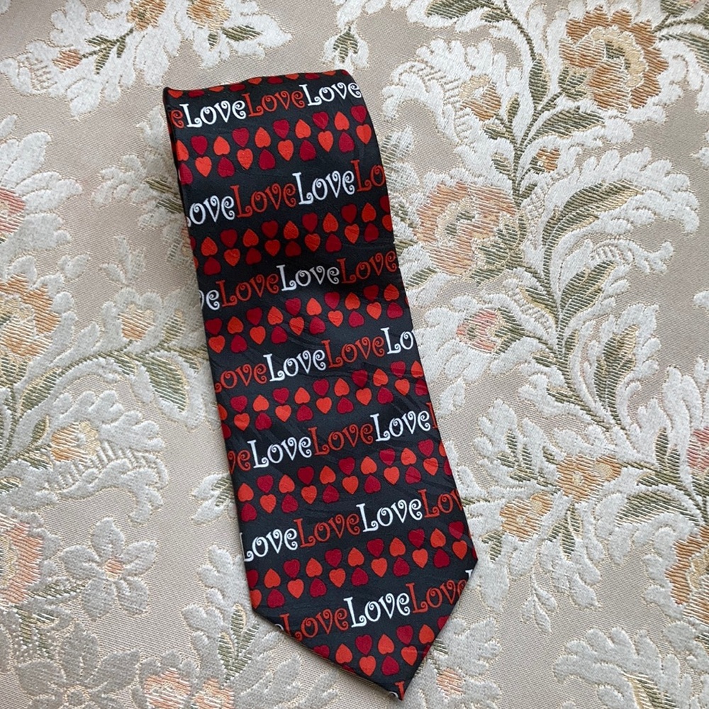 Valentines Day Tie